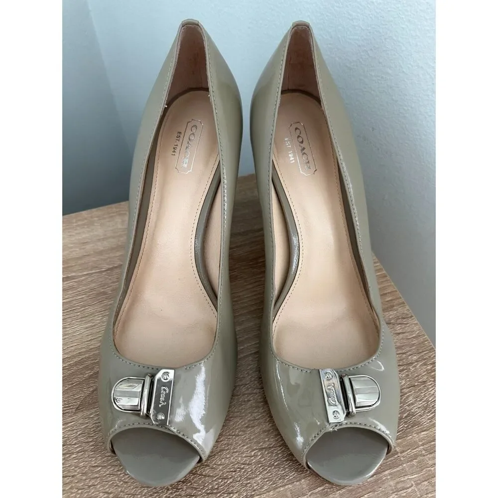 COACH Helaine Peep-toe Pumps Patent Leather Classic Buckle Accent Shoes size 8.5